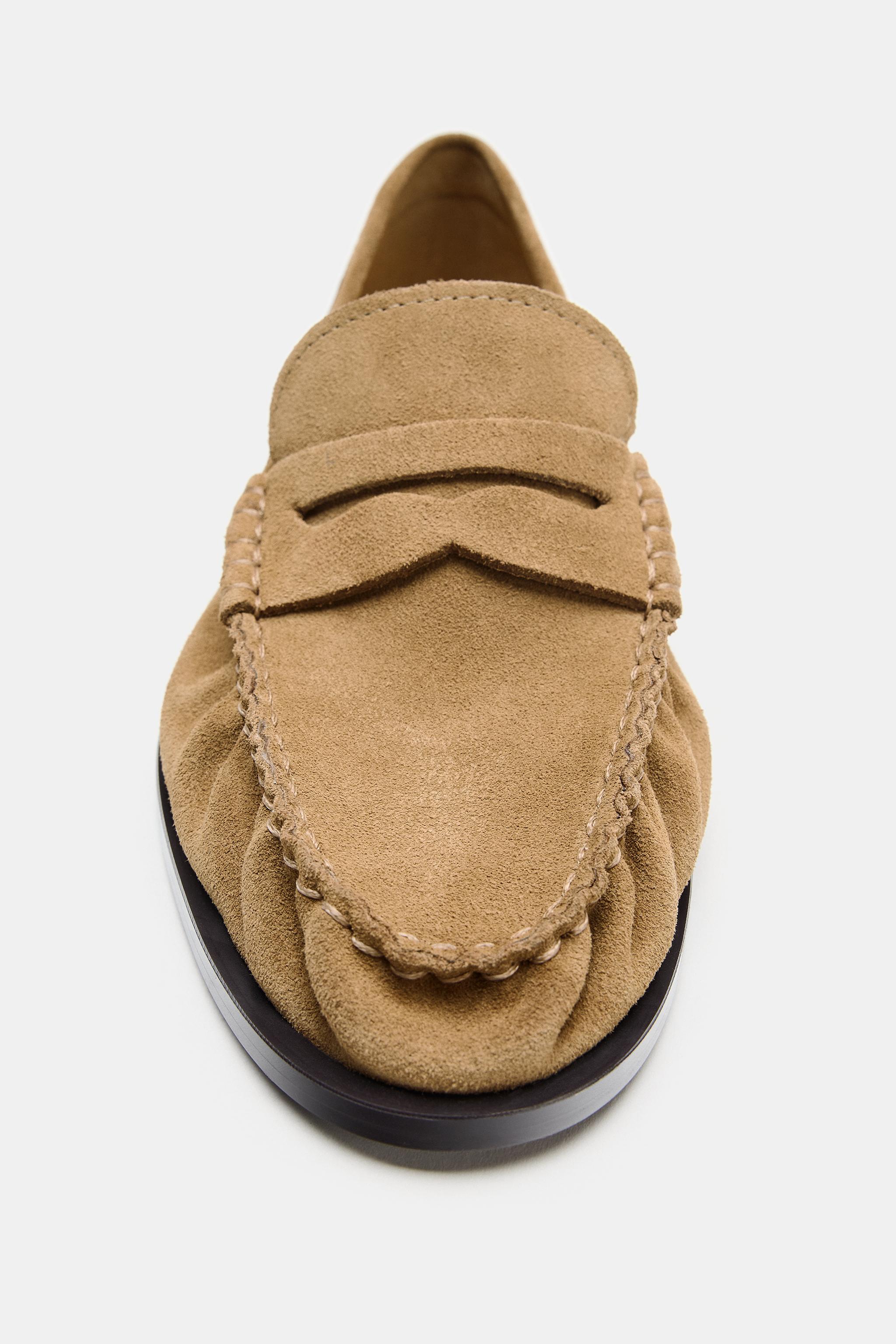 MOCASSINS FRONCÉS EN CROÛTE DE CUIR